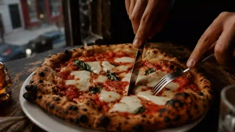 una pizza napoletana nyc